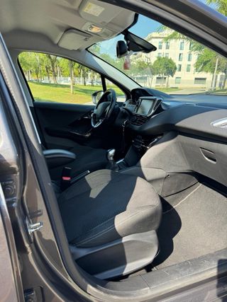 Peugeot 208 2019