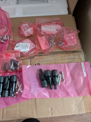 Lote Huawei para instalaciones de placas solares