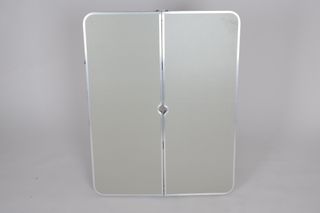 Mesa Maleta Metálica Plegable con Sillas