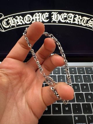 Pulsera estilo Chrome Hearts Plata