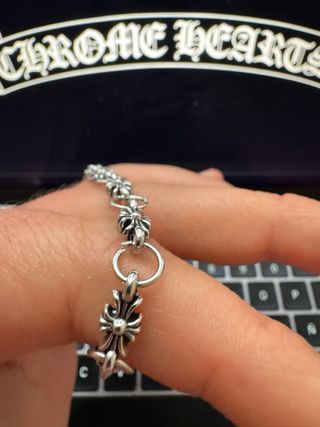 Pulsera estilo Chrome Hearts Plata