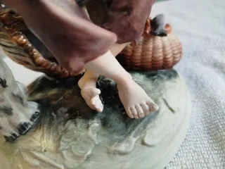 Escultura cerámica numerada y firmada, de Galos.