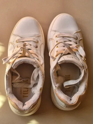 Scarpe Alviero Martini tg 37 usurate