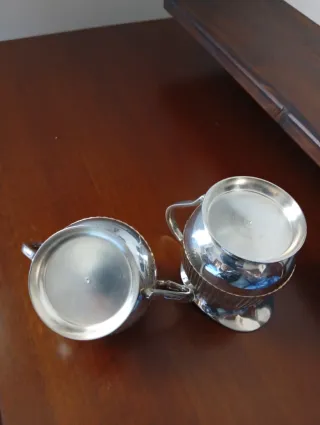 Set zuccheriera e lattiera placcato argento