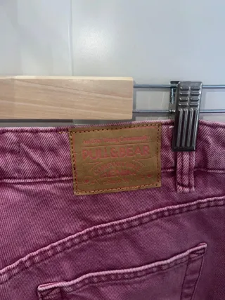 Pantalón vaquero rosa Pull&Bear