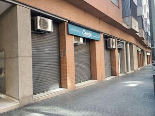 Local comercial en alquiler en Centre - Col.legis Nous - Riera Seca en Mollet del Vallès