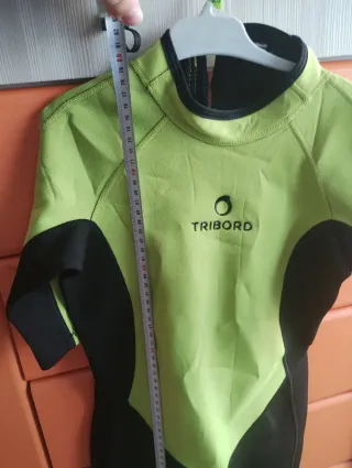 Neopreno 20° Tribord verde y negro