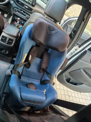 Silla de coche Axkid Minikid 3 azul