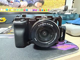 Sony ZV-E10 Vlog Camera Kit + piu gabbia Smallrig