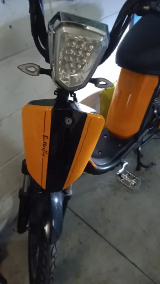 Bicicletta elettrica scooter