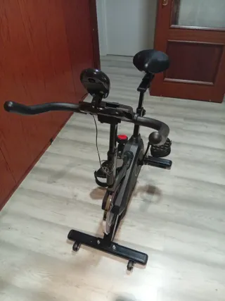 Bicicleta Estática Negra