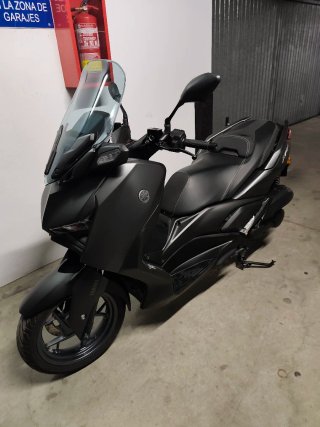 Yamaha X MAX 125cc Negra