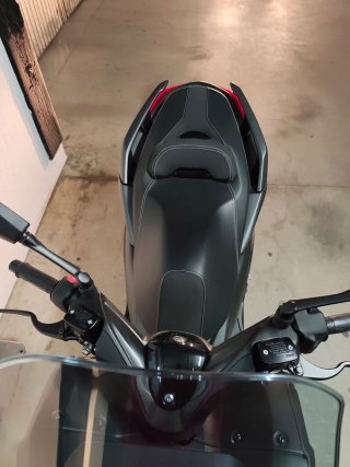 Yamaha X MAX 125cc Negra
