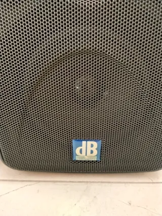 Monitores de estudio dB Technologies (Par)