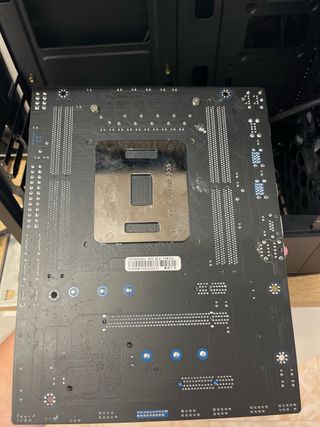 Caja PC Gamer + Placa Base  escucho ofertas