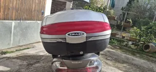 Suzuki Burgman Gris - Maxi Scooter Automática