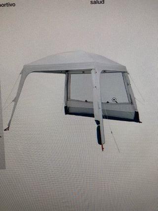 Carpa de camping verde y blanca