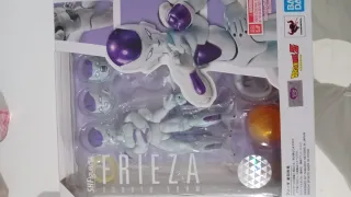 Frieza SH Figuarts 4th Form Dragon Ball Z