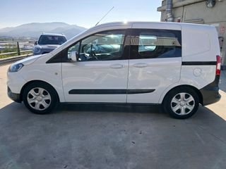 FORD TRASNIT COURIER KOMBI 1.5 TDCI TREND