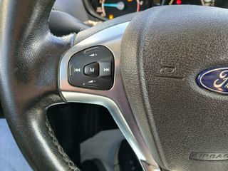 FORD TRASNIT COURIER KOMBI 1.5 TDCI TREND