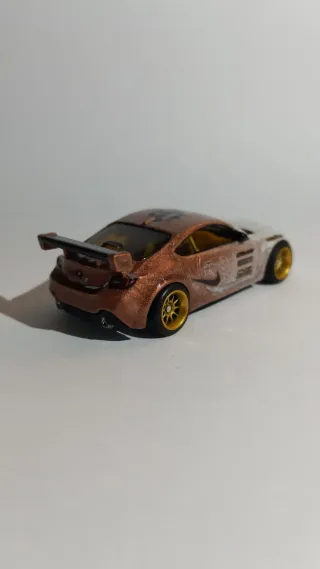 Hot Wheels Custom - Toyota GR86 Cup