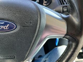 FORD TRASNIT COURIER KOMBI 1.5 TDCI TREND