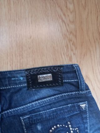 Pantalones Guess tiro bajo
