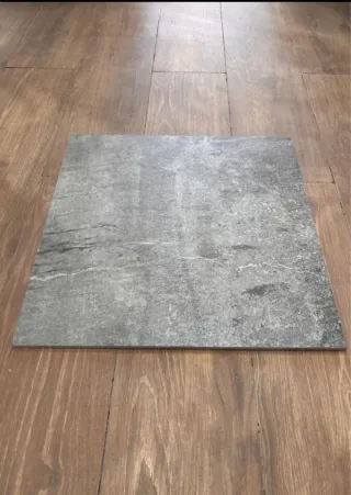 Azulejos porcelánicos imitación madera