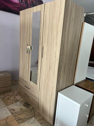 Armario 3 puertas con cajones y espejo NUEVO