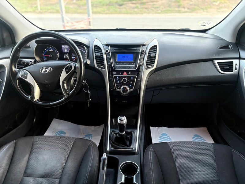 Hyundai i30 1.4 CRDi Klass 2015, foto 16