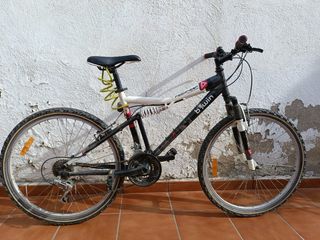 Bicicleta B'Twin Rockrider