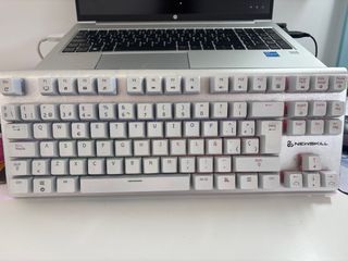 Teclado Gaming Newskill Blanco LED