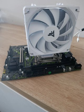 Placa Base X99-XD4 + CPU 1660v3 /4.5Ghz+ 8gb ram