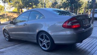 Mercedes-Benz  CLK 2004