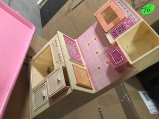 Juguetes Barbie Bañera y Tocador Rosa