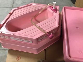 Juguetes Barbie Bañera y Tocador Rosa