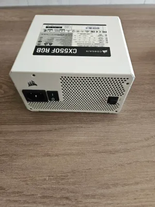 Fuente Alimentación PC Corsair CX550F RGB