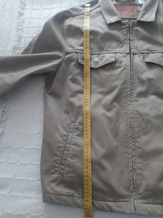Cazadora Levi's Beige, como nueva, talla M
