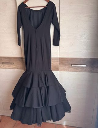 Traje Flamenca Negro Volantes