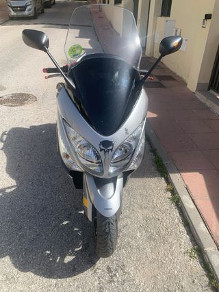 T MAX La Reina de la Ciudad busca nuevo dueño!