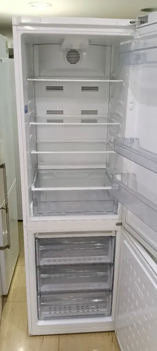 Nevera Beko No Frost A+