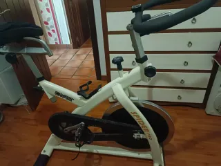 Bicicleta Spinning Estática CARE SPIDER PRO