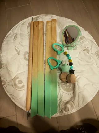 Gimnasio para bebé de madera