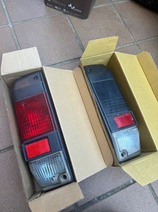 Pilotos Traseros Toyota Land Cruiser BJ73