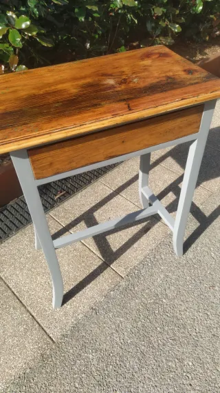 Mesita auxiliar madera decorativa