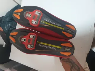 Zapatillas Mavic Ciclismo Rojo Talla43 i medio