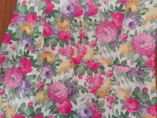 Vestido morado con flores