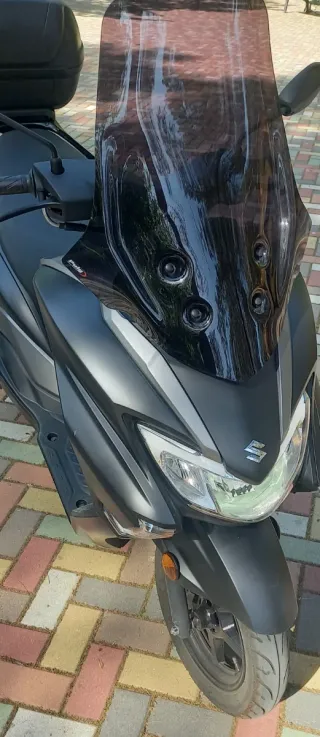 Suzuki Burgman Street EX