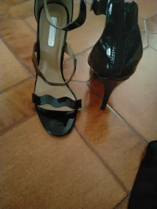 Sandali neri 38 + reggiseno nero omaggio