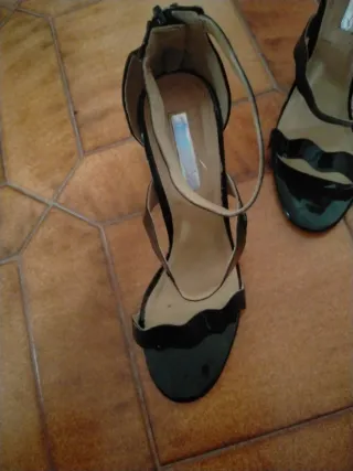 Sandali neri 38 + reggiseno nero omaggio